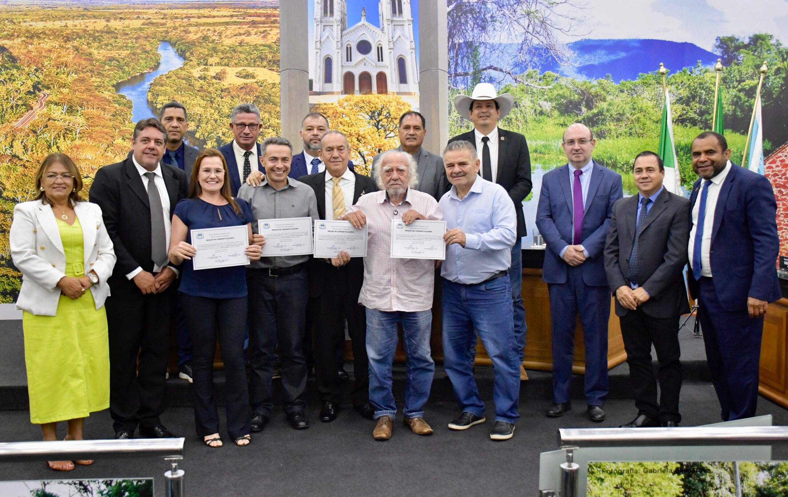 Câmara de Aquidauana presta homenagem aos 60 anos do Jornal O Pantaneiro