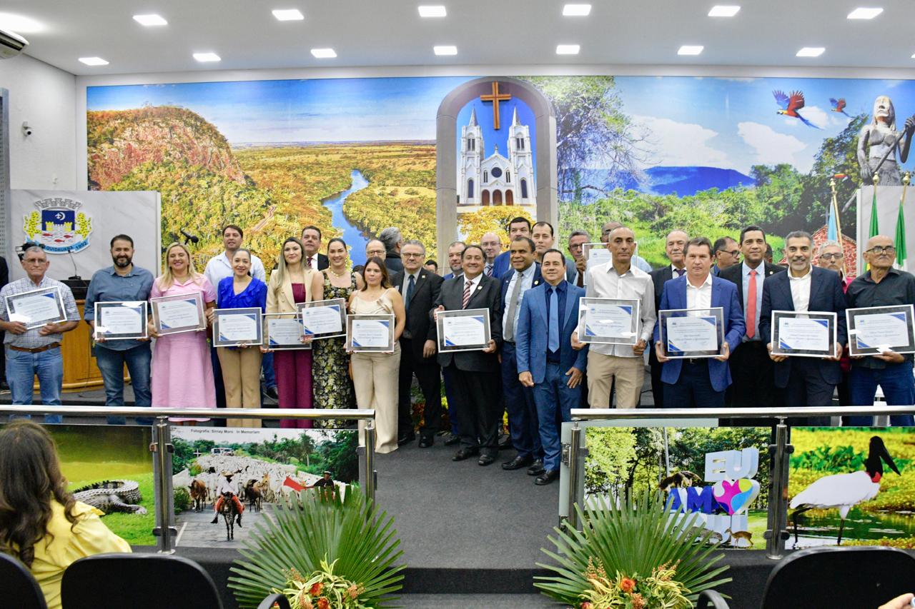 Fotos | Sessão Solene de Entrega dos Títulos de Cidadão e Cidadã Aquidauanense 2025