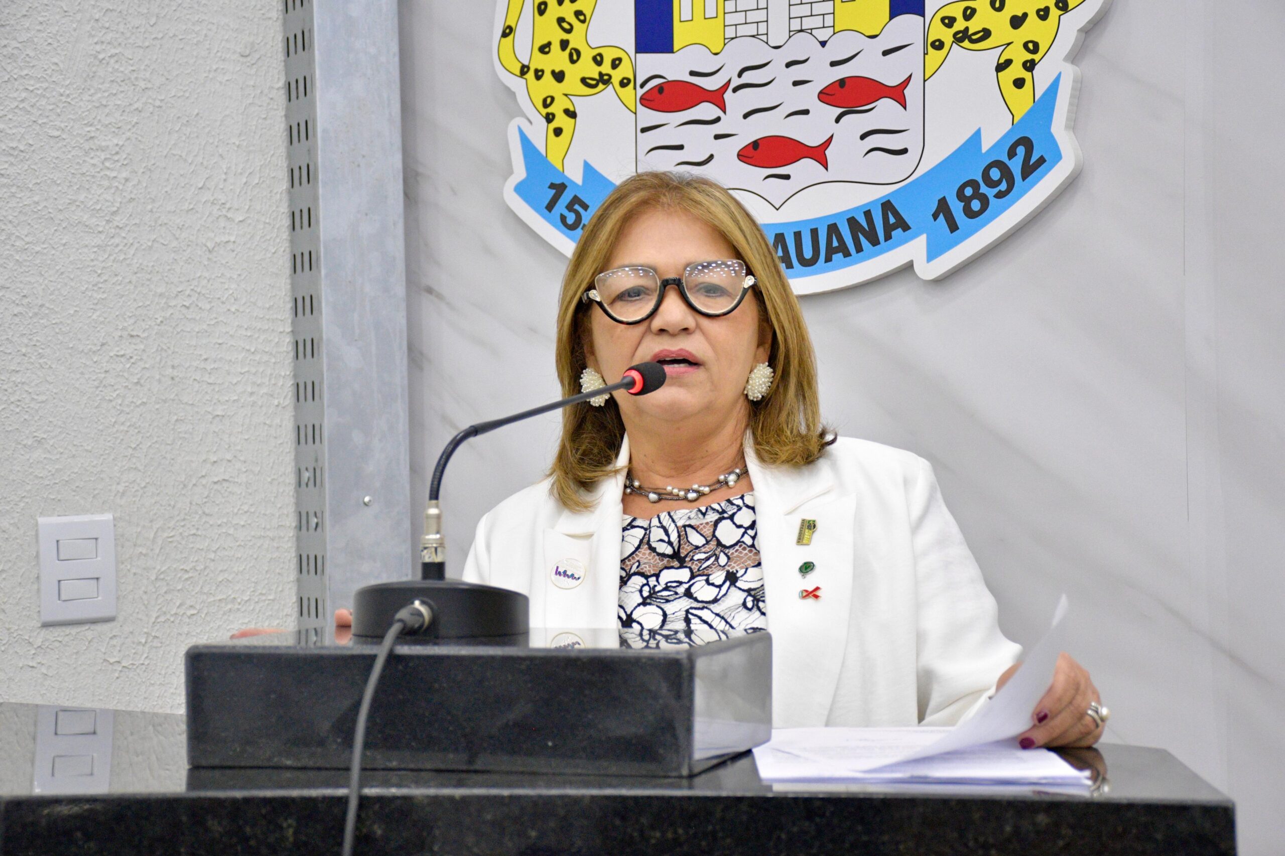 Ana Saravy solicita fiscalização rigorosa em postos de combustíveis de Aquidauana