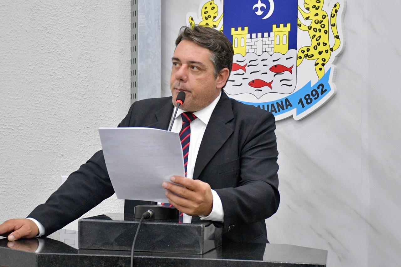 Vereador Bossay apresenta Projeto de Lei “Maria da Penha vai à Escola”