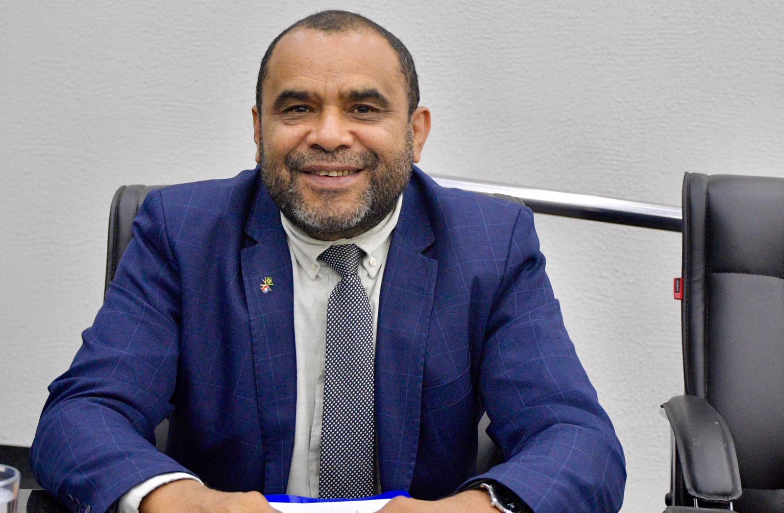 Cruz solicita ampliação de drenagem e melhorias de acesso ao ESF Modesto Pereira