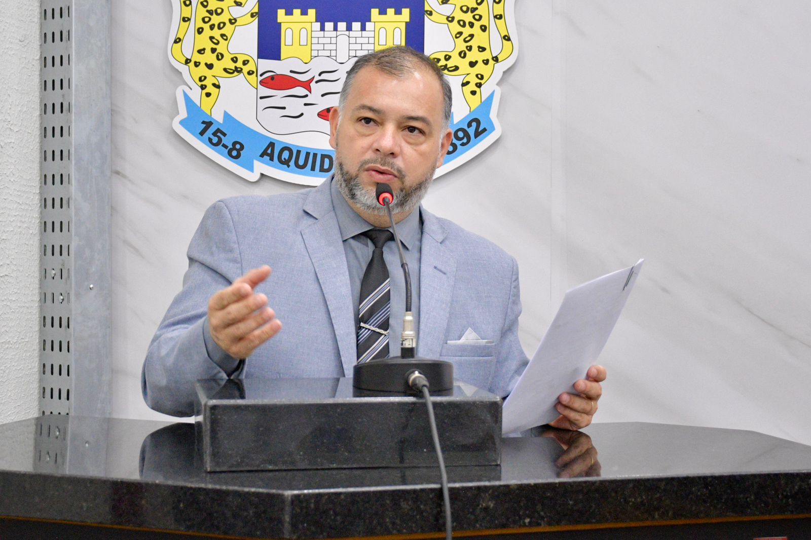 Presidente Everton Romero solicita pavimentação das ruas Antônio Nogueira, Roberto Scaff e Quintino Bocaiúva