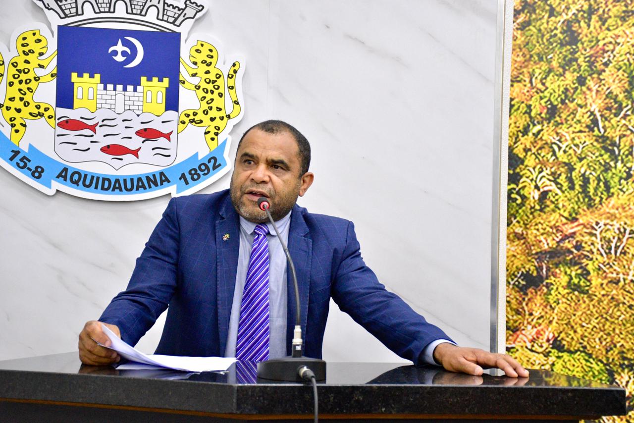 Vereador pede manutenção urgente nas ruas da Vila Icaraí