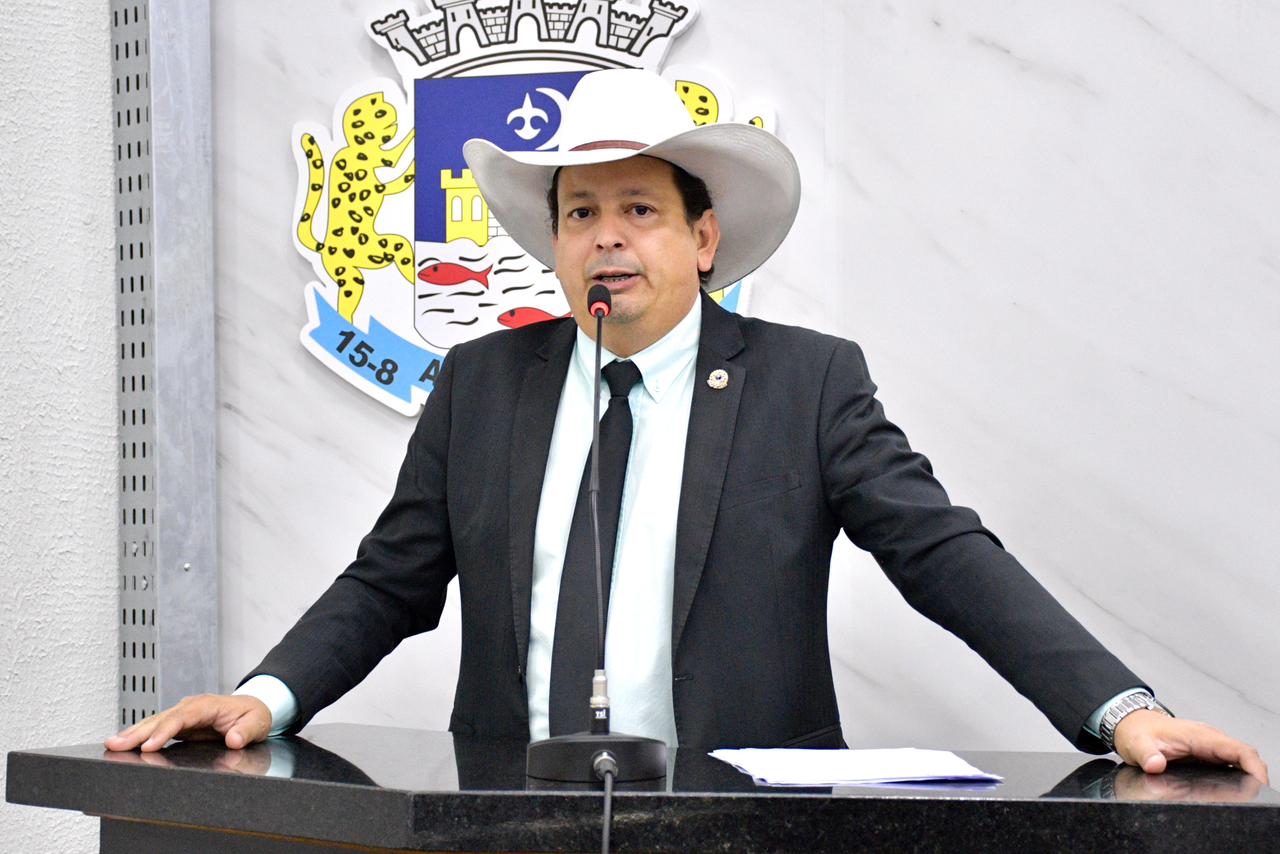 Melhorias na sinalização e iluminação no acesso à MS-450