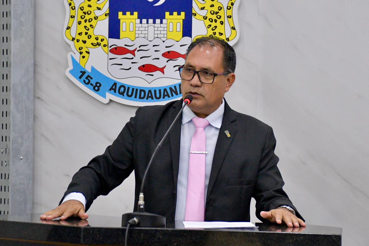 Vereador solicita estudo de lajotamento no final da Estevão