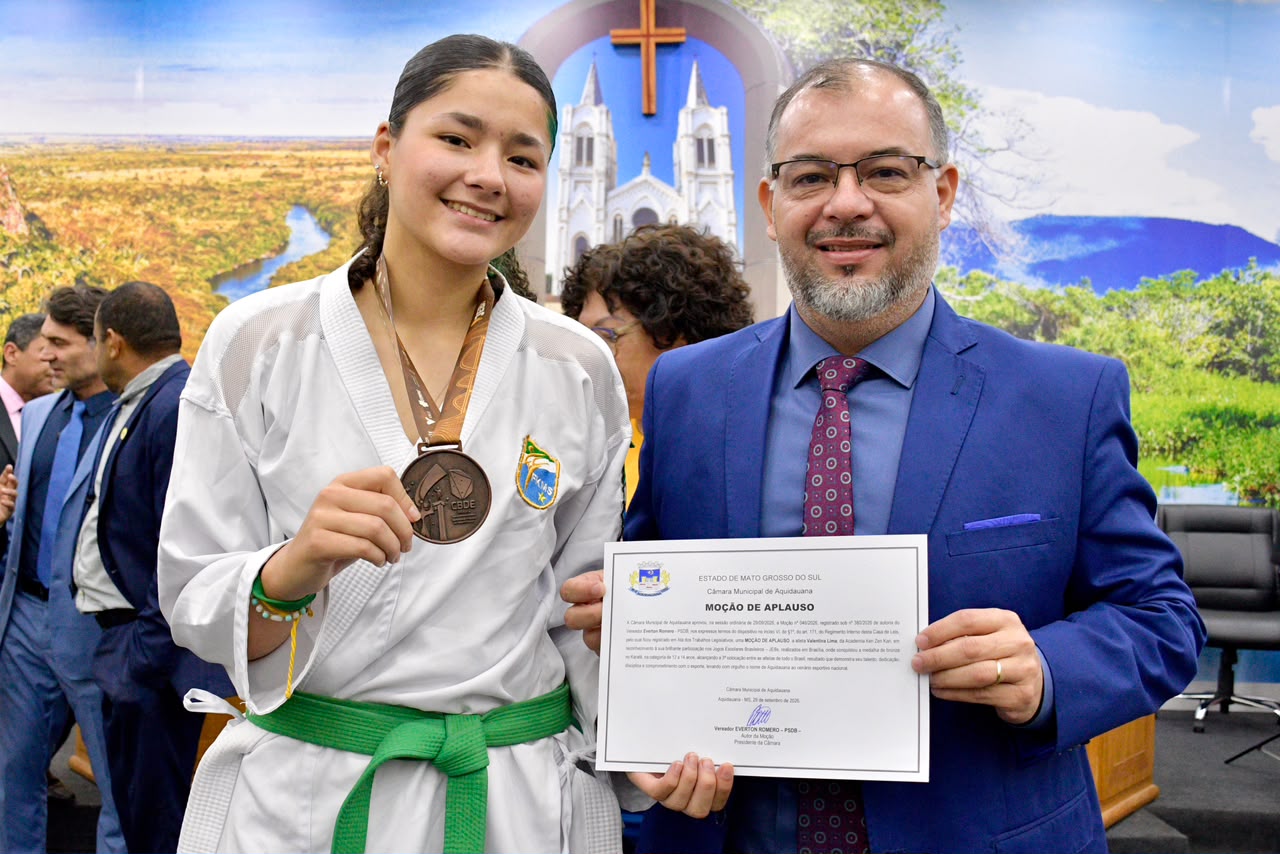 Câmara concede Moção de Aplauso para karateca aquidauanense – 3ª melhor do Brasil