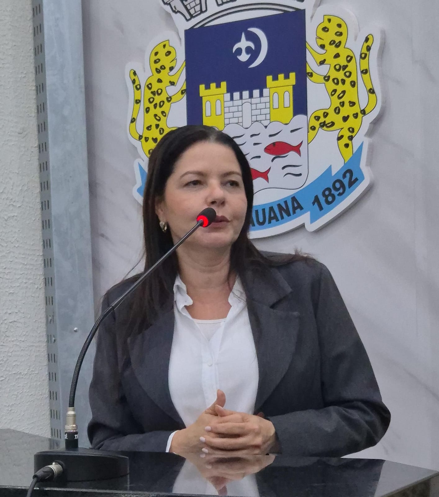 Vereadora Prof. Wil retorna à Câmara e reafirma compromisso com todas as áreas do município